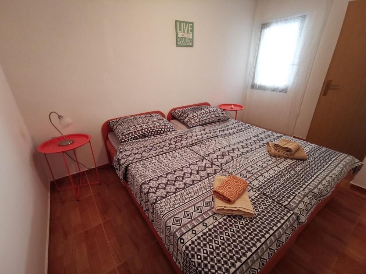 Apartmani Koin Medulin Exterior foto